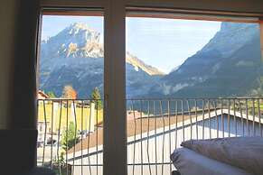 Eiger Lodge Chic