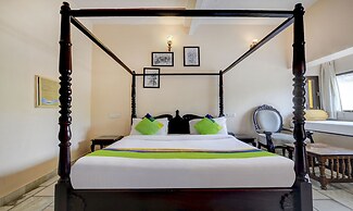 Treebo Kumbhal Castle, 2 Km From Kumbalgarh Fort