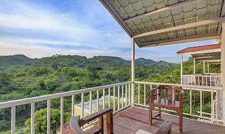 Treebo Kumbhal Castle, 2 Km From Kumbalgarh Fort