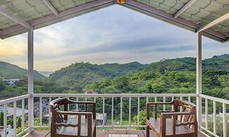 Treebo Kumbhal Castle, 2 Km From Kumbalgarh Fort