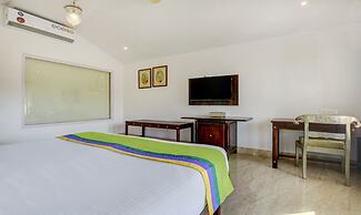 Treebo Kumbhal Castle, 2 Km From Kumbalgarh Fort