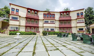 Treebo Kumbhal Castle, 2 Km From Kumbalgarh Fort