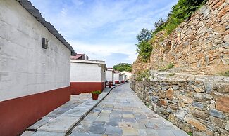 Treebo Kumbhal Castle, 2 Km From Kumbalgarh Fort