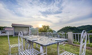 Treebo Kumbhal Castle, 2 Km From Kumbalgarh Fort