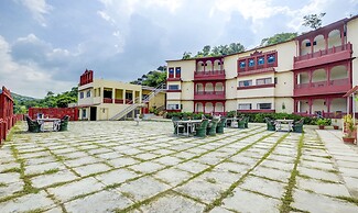 Treebo Kumbhal Castle, 2 Km From Kumbalgarh Fort