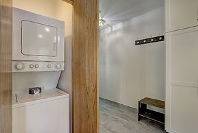 Newly Remodeled Spacious 1 Bedroom 1 Condo by RedAwning