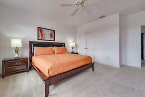 5 Bed 5 Bath Vacation Home In Golf Community! 5 Bedroom Home by Redawn