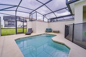 Champions Gate Townhome With Splashpool! 5 Bedroom Townhouse by RedAwn
