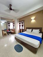 Goroomgo UK Palace Puri