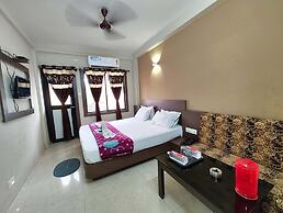 Goroomgo UK Palace Puri