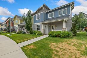 Exceptional Solar Powered Home near Old Town!