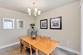 Exceptional Solar Powered Home near Old Town!