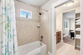 Exceptional Solar Powered Home near Old Town!