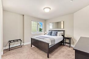 Exceptional Solar Powered Home near Old Town!