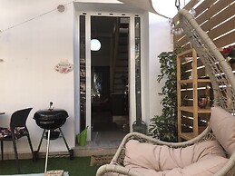 Casa Fiore - 2 Bed House 10 Mins Walk to Centre
