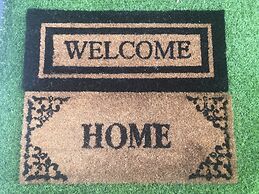 Casa Fiore - 2 Bed House 10 Mins Walk to Centre