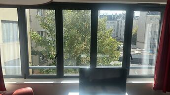 B&B HOME Caen Centre Gare