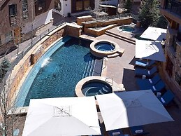 Vail Village Inn
