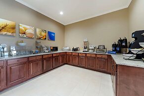 Comfort Inn & Suites Harrah