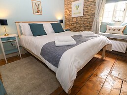Tuesday Cottage