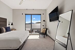 Hotel Indigo Silverthorne by IHG
