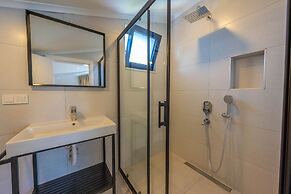 Luxury 4-bed Villa With Private Pool and Jacuzzi