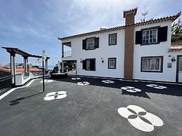 Comfortable 2-bedroom Apartment for Relaxing Stays