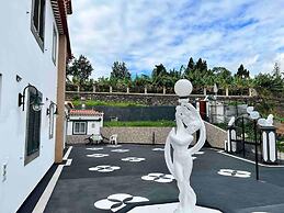 Comfortable 2-bedroom Apartment for Relaxing Stays