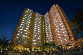 Hot Beach Suites