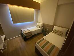 Hot Beach Suites