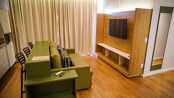 Hot Beach Suites