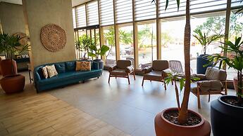 Hot Beach Suites