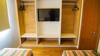 Hot Beach Suites