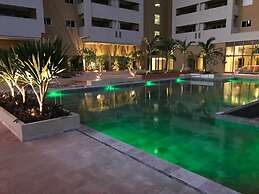 Hot Beach Suites