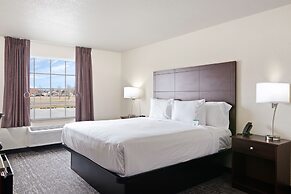 Cobblestone Inn & Suites - Yuma