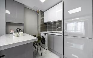 Song Jeong Hotel Blue Castle