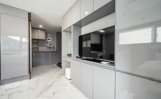 Song Jeong Hotel Blue Castle