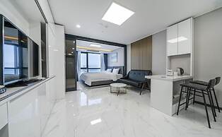 Song Jeong Hotel Blue Castle