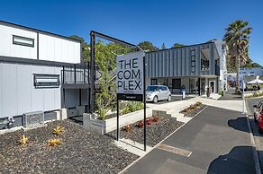 The Com Plex Motel