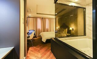 Frenchcode Hotel