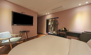 Frenchcode Hotel