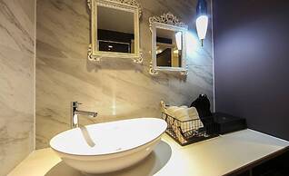 Frenchcode Hotel