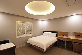 Hotel Gem