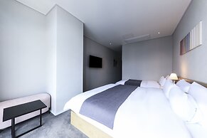 Ocean the point Hotel