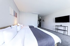 Ocean the point Hotel