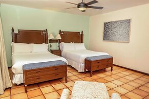 The Club at Hacienda del Mar