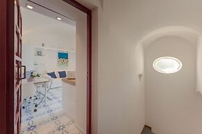 Azzurra, Capri Center