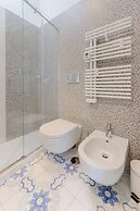 Azzurra, Capri Center