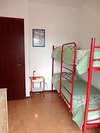 Beautiful House With Garden Near the Beach by Beahost Rentals