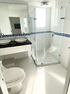 3 Bedroom Apartment Facing The Sea With Air Conditioning And Wifi